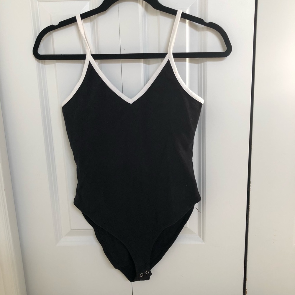Forever 21 V neck bodysuit tank top